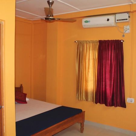 Aashiaanaa Residency Inn Port Blair Ruang foto