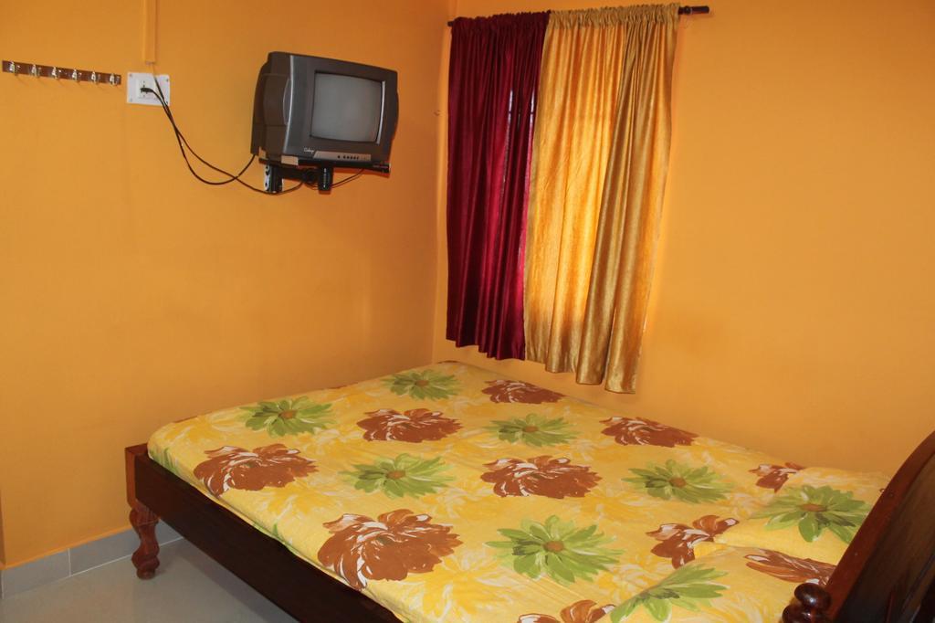 Aashiaanaa Residency Inn Port Blair Ruang foto