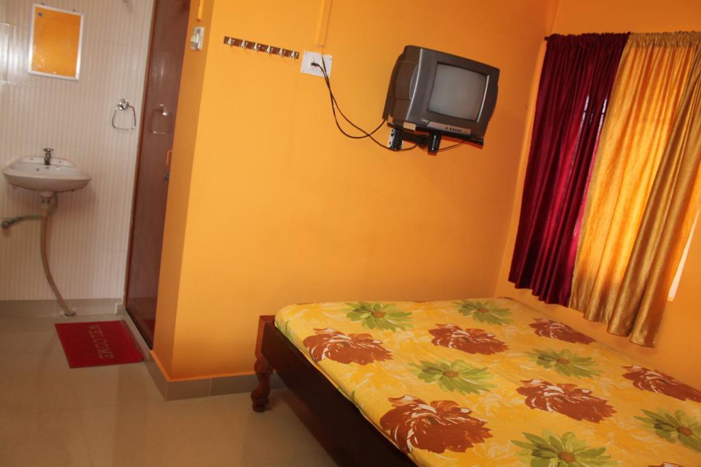 Aashiaanaa Residency Inn Port Blair Ruang foto