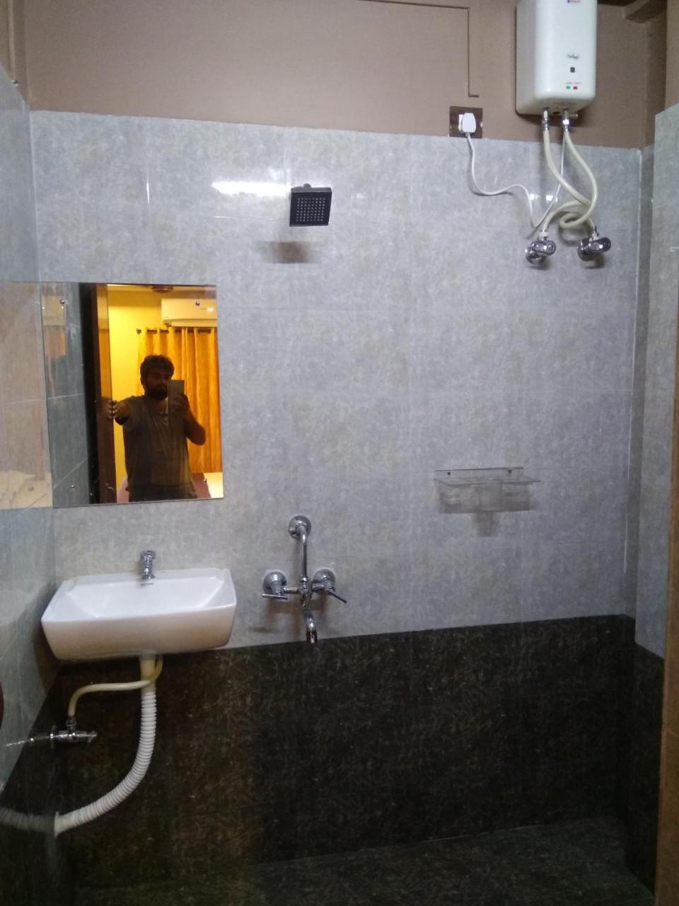 Aashiaanaa Residency Inn Port Blair Bagian luar foto